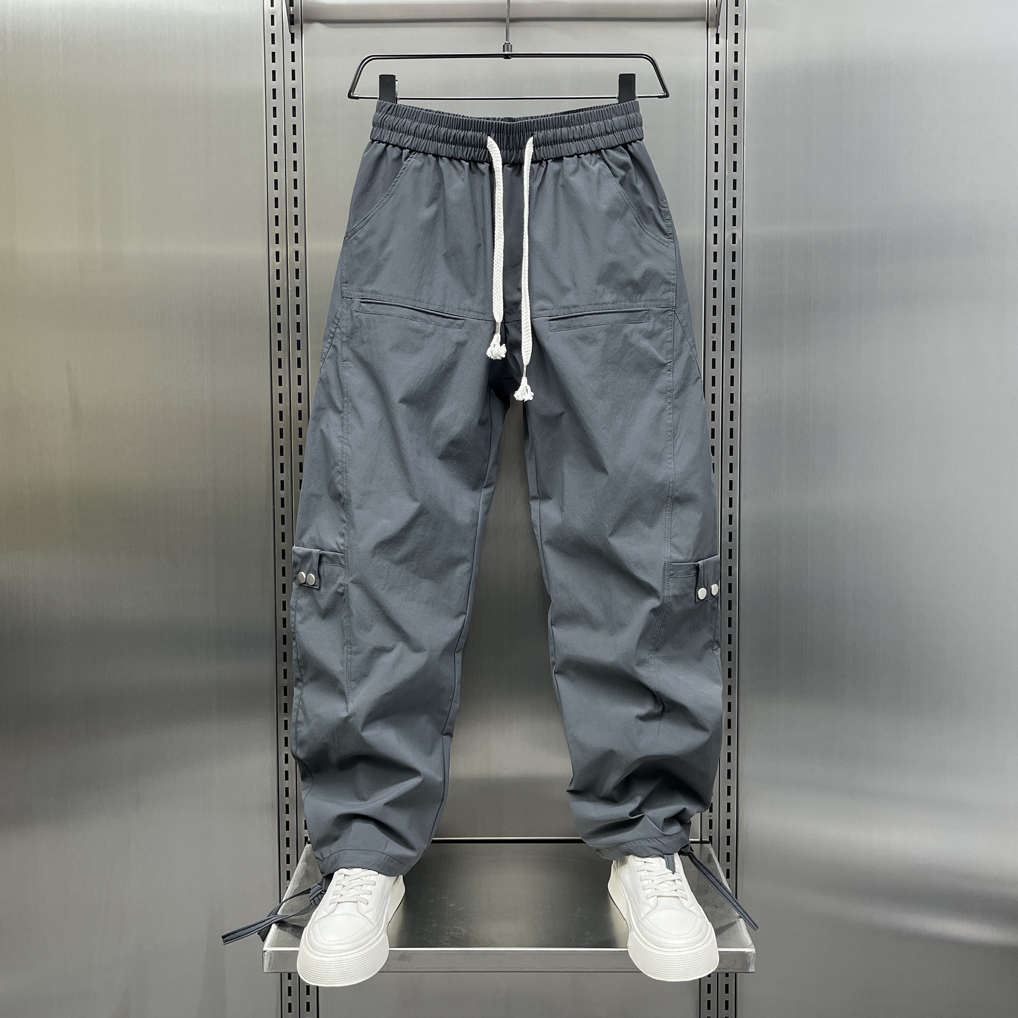 青年痞帅工装裤男2024春秋款潮流宽松休闲阔腿裤黑色显瘦运动裤 - 图3