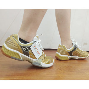 Kason凯胜羽毛球鞋春夏舒适耐磨防滑撞色潮流拼接比赛运动鞋