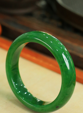 天然新疆和田玉俄罗斯老坑碧玉62.2圈口手镯大气典雅男女手饰收藏