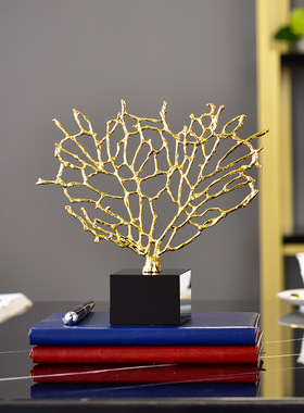 北欧轻奢金属家居装饰工艺品金色珊瑚客厅摆件样板间玄关柜摆设