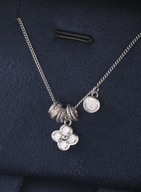 925纯银四叶草锆石银圈项链女简约时尚个性轻奢精致锁骨链7903A