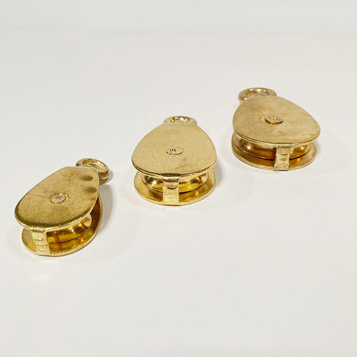 IMPA371586旗绳滑车32mm小滑轮38mm船用信号旗用铜滑车旗滑轮50mm - 图0