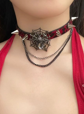 沉睡魔咒万圣节女暗黑十字架项链