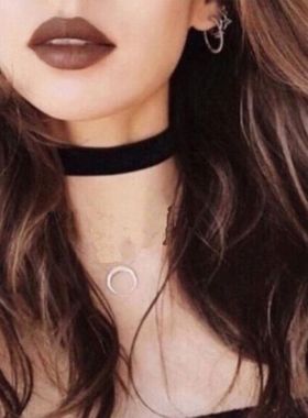 脖子遮疤神器黑色丝绒choker