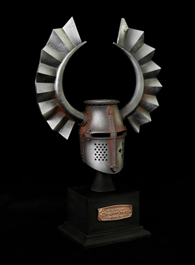 龙飞兔舞165MM家居装饰办公树脂摆件 欧洲骑士盔LTCP-260