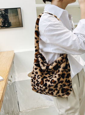 Women Love Heart Shoulder Bags Fashion Plush Winter All Matc
