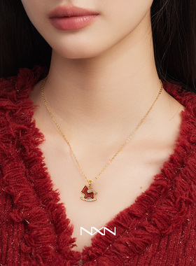 马上有钱小马本命年项链女款2025新款轻奢高级感秋冬百搭气质大气