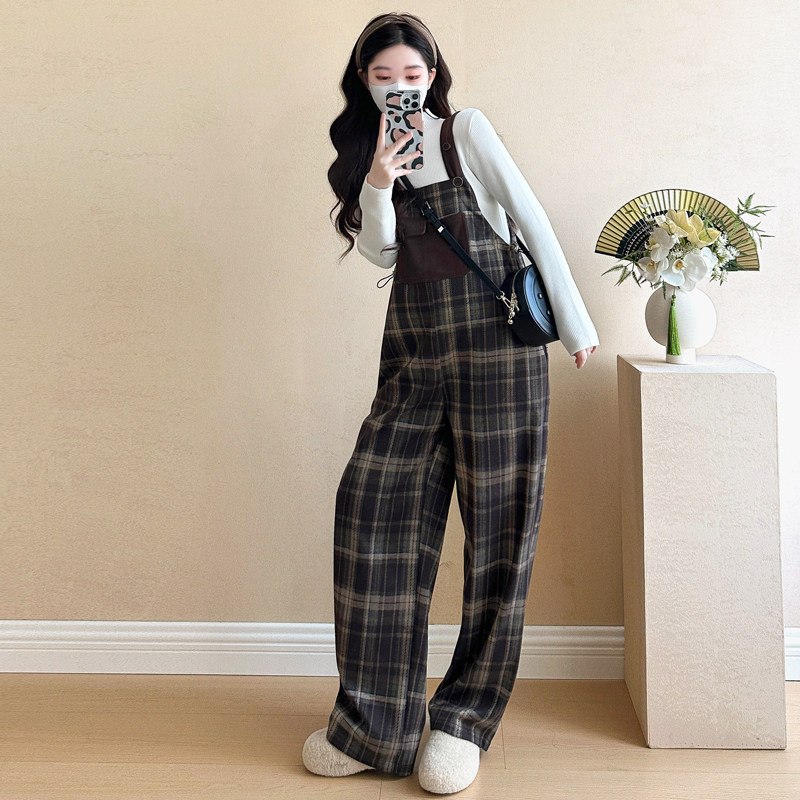 孕妇装加绒套装2025新款减龄格子孕妇背带裤毛衣打底衫秋冬两件套,淘宝优惠券,粉丝福利购,淘宝优惠卷