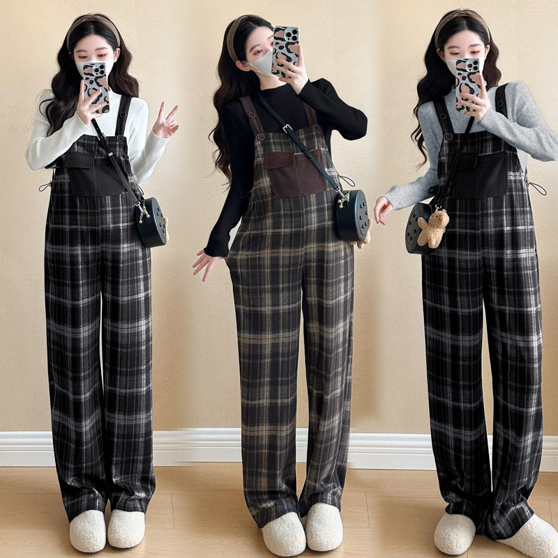 孕妇装加绒套装2025新款减龄格子孕妇背带裤毛衣打底衫秋冬两件套,淘宝优惠券,粉丝福利购,淘宝优惠卷