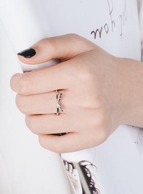 简约森系小鹿角戒指镀白金手饰创意鹿晗同款圣诞节礼物开口戒指戒