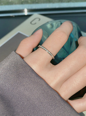 新款欧美时尚新款小众全钻素圈白钻戒指女简约百搭大气ins风指环