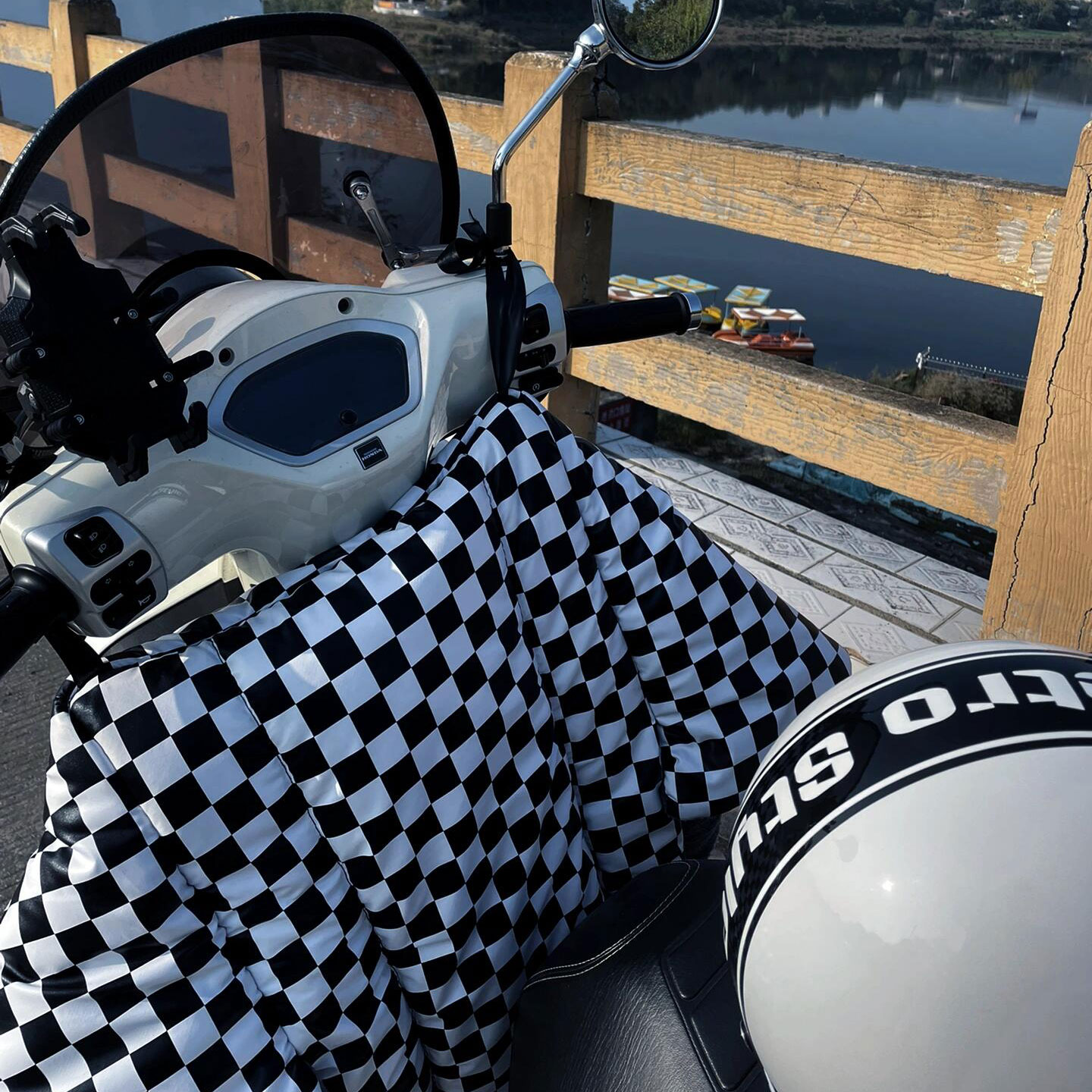 踏板摩托车挡风被分体电动车挡风被冬季天防风罩加绒加厚防水防寒 - 图2