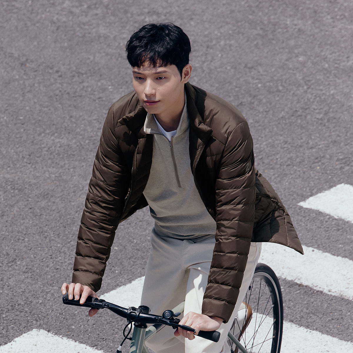 90鹅绒波司登25秋新款排骨条立领羽绒服男女短款防风外套内胆叠穿 - 图0