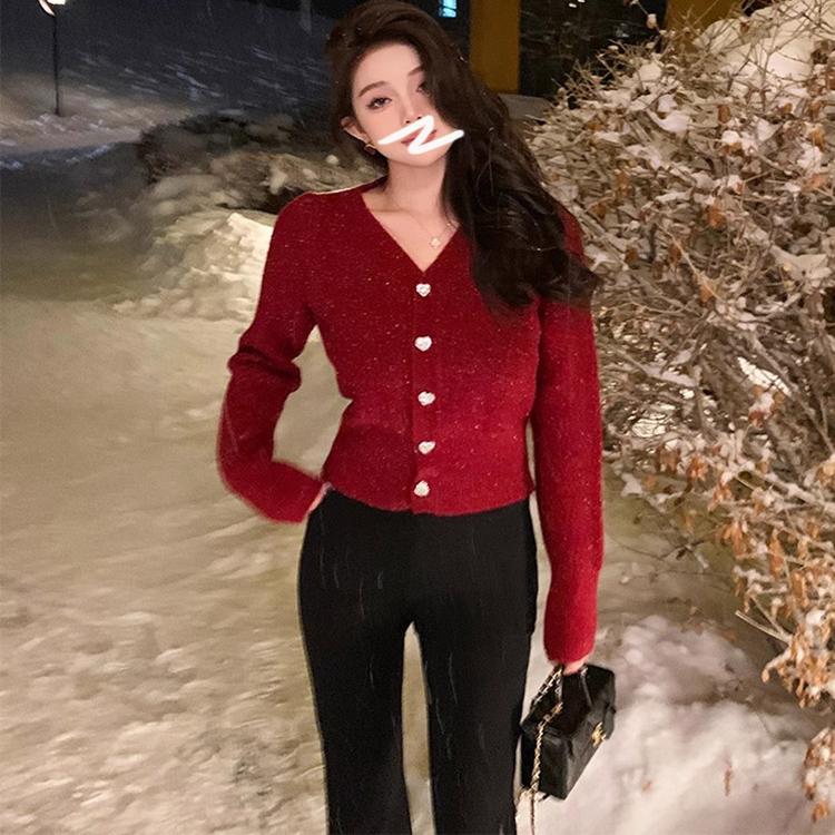 针织开衫女2025新款秋冬外穿V领小香风上衣爱心扣亮丝红色毛衣潮 - 图0