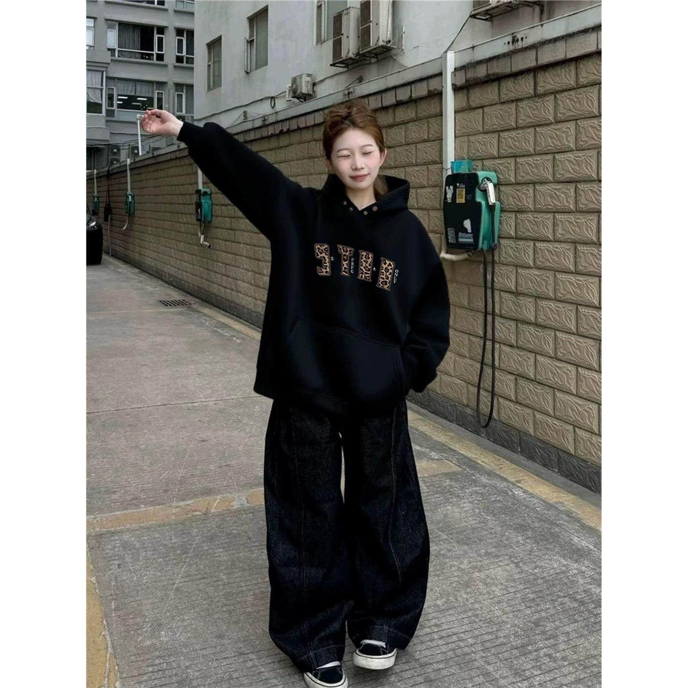 美式高街豹纹字母连帽卫衣女2025新款秋冬加绒加厚慵懒风宽松外套,淘宝优惠券,粉丝福利购,淘宝优惠卷