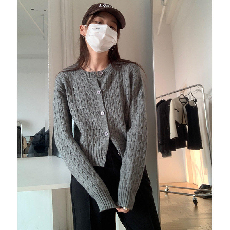 韩系氛围感短款麻花毛衣外套女巨好看的圣诞穿搭红色针织开衫上衣,淘宝优惠券,粉丝福利购,淘宝优惠卷