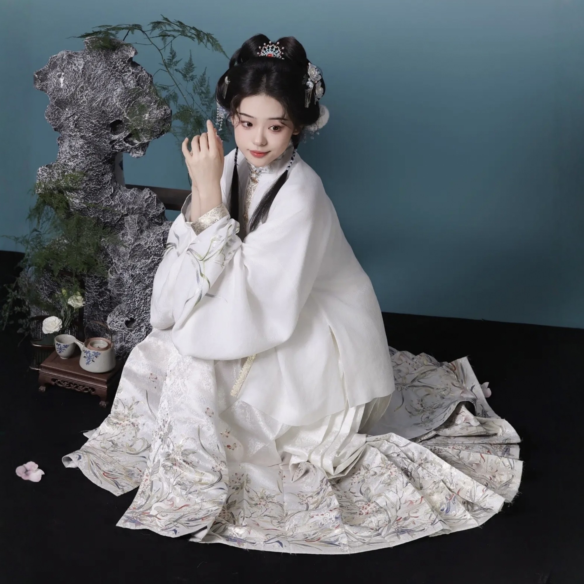 原创汉服女【银狐】明制加绒加厚披袄琵琶袖里衣马面裙套装冬季款,淘宝优惠券,粉丝福利购,淘宝优惠卷