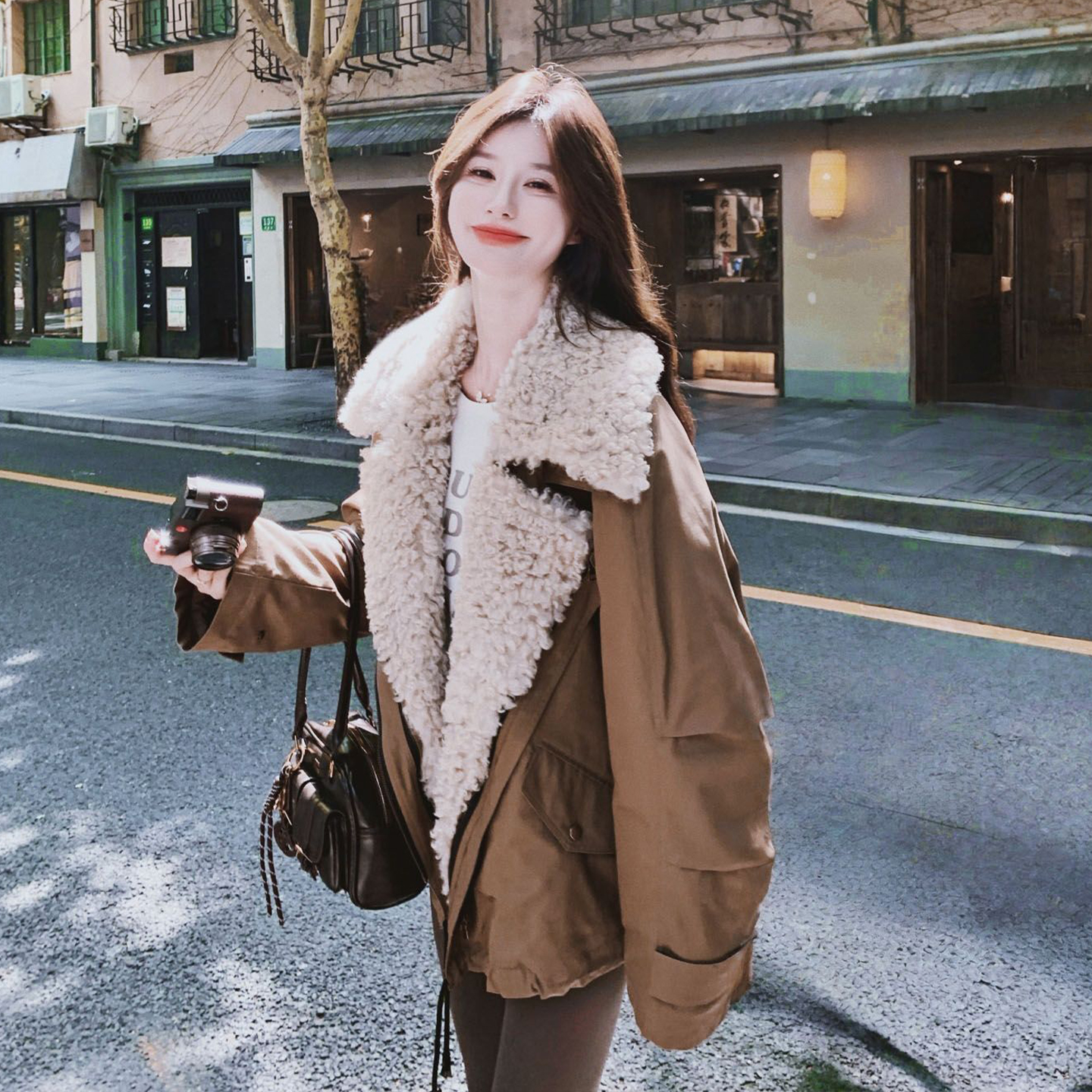 300斤特大码女装美式高街羊羔毛棉服女胖mm韩系工装高级感厚外套 - 图1