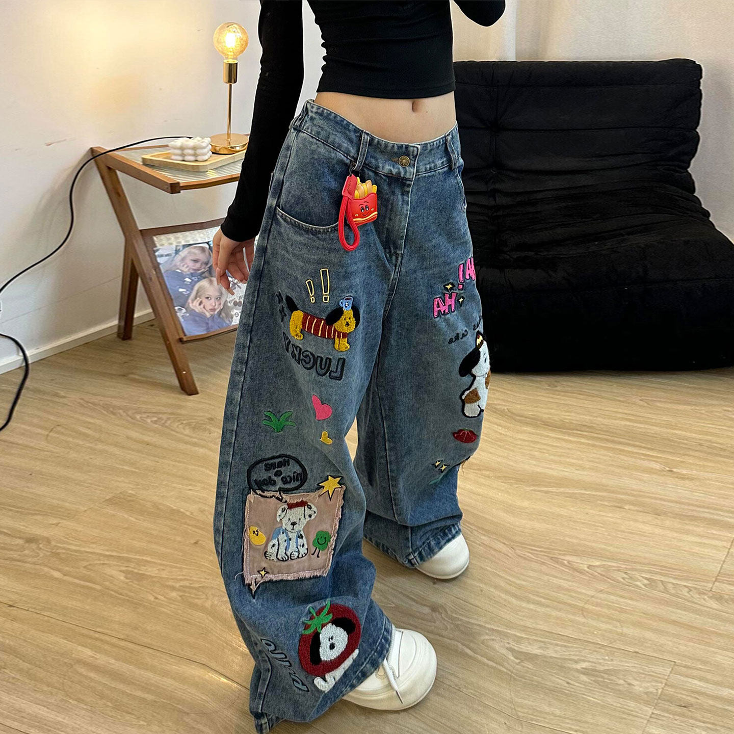 300斤特大码女装蓝色卡通刺绣牛仔裤女胖mm宽松休闲百搭阔腿裤子,淘宝优惠券,粉丝福利购,淘宝优惠卷