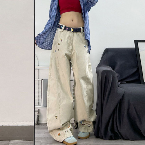 特大码胖mm杏色垂感显瘦阔腿牛仔裤女秋季新款卡通刺绣松弛感裤子 - 图1
