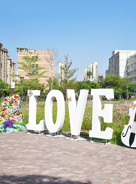 户外铁艺大提琴雕塑装饰摆件