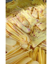 Mother Language Flower blossom Dairy fan Giant Rose Milk Fan Grilled Milk Fan Yunnan Dairy Milk Fan Milky ready-to-eat Rose Dairy fan