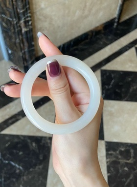 新疆和田玉白玉手镯女款圆条玉石真正品天然少女羊脂玉贵妃玉镯子