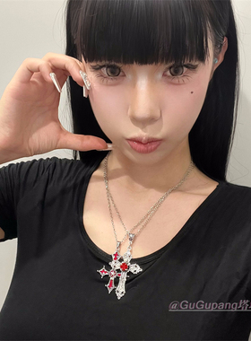 暗黑系红色十字架叠戴项链