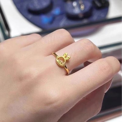  星丽卡珠宝手镯