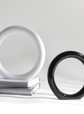 现代北欧简约圆圈形镂空玄关装饰摆件样板间电视柜桌X面工艺品摆