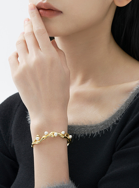 veke洛贝珠手镯小众高级设计感