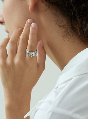 VEKE「繁花里」戒指轻奢高级感女小众设计异形指环