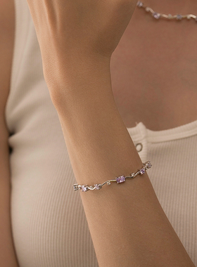 VEKE手链小众设计女生高级感