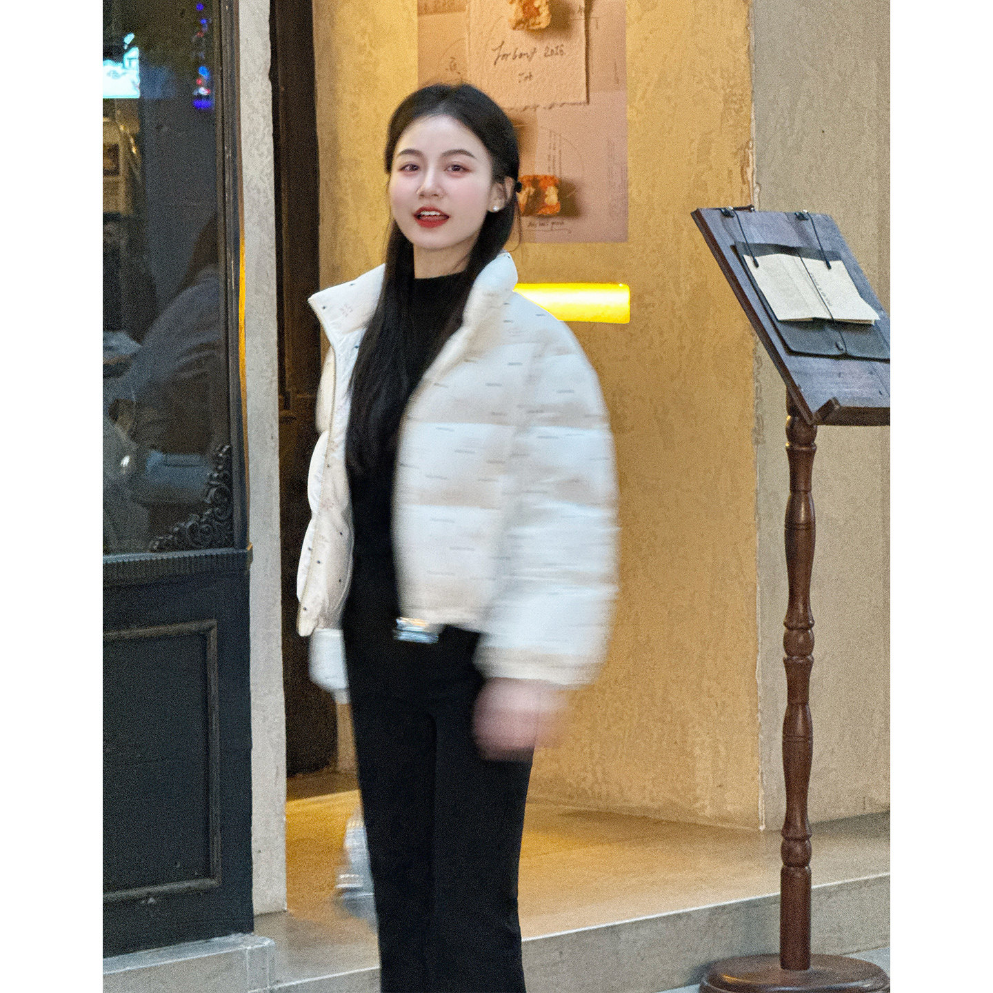 【漫花舒芙蕾】小娜椒小个子波点印花立领短款休闲羽绒服外套女,淘宝优惠券,粉丝福利购,淘宝优惠卷