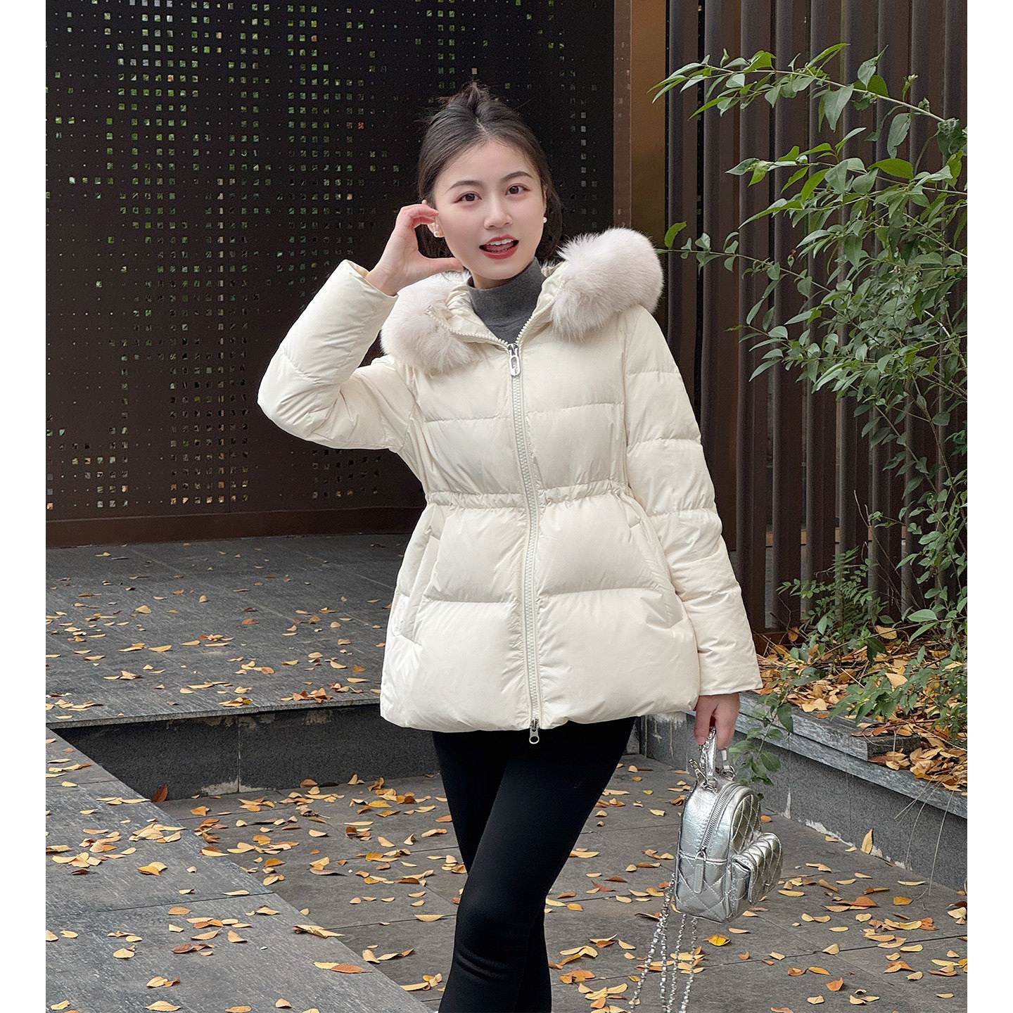 【爱尔兰漫雪】小娜椒小个子狐狸毛领连帽设计收腰中长款羽绒服女