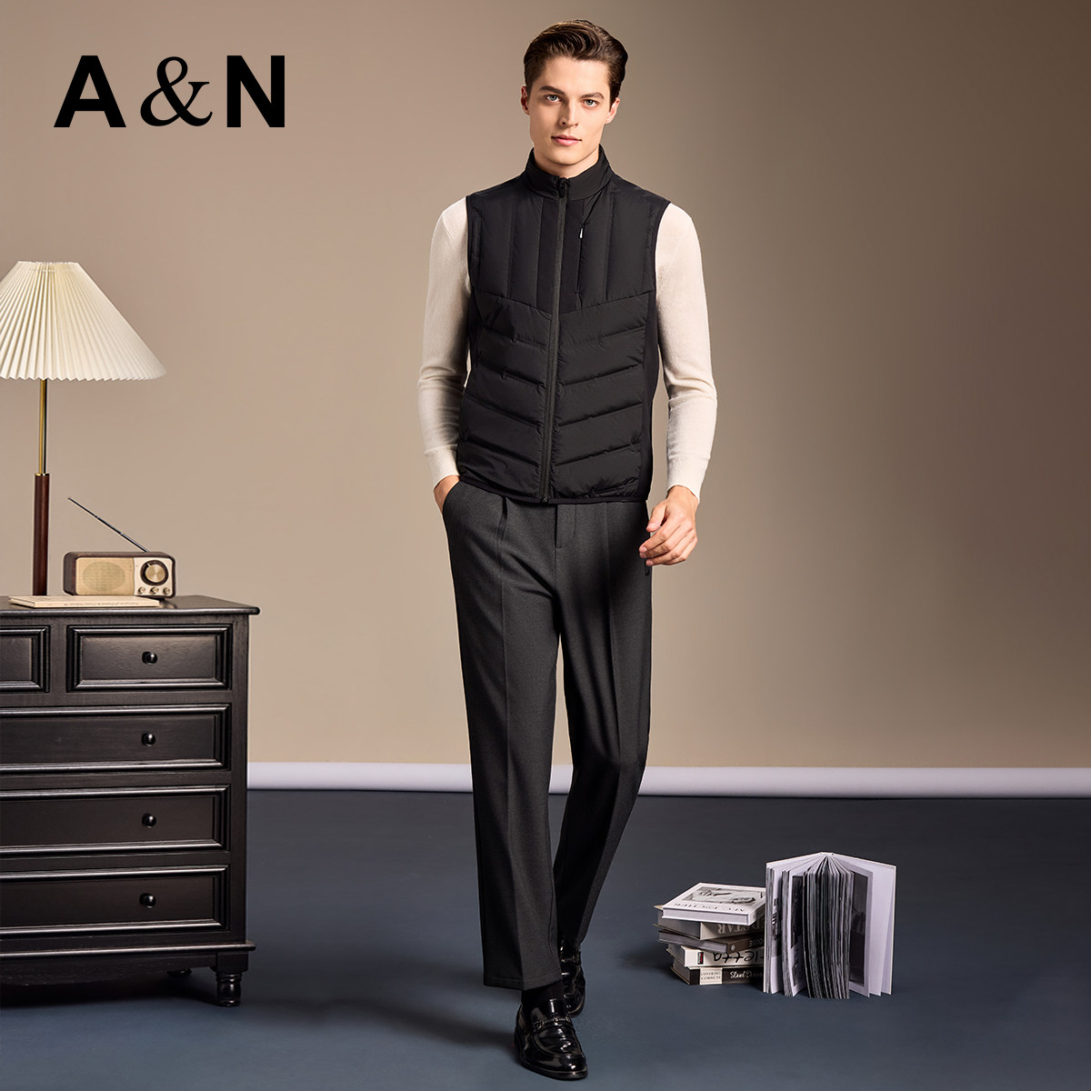 【轻户外羽绒】AntonNeal秋冬无袖男羽绒马甲保暖立领背心外套,淘宝优惠券,粉丝福利购,淘宝优惠卷