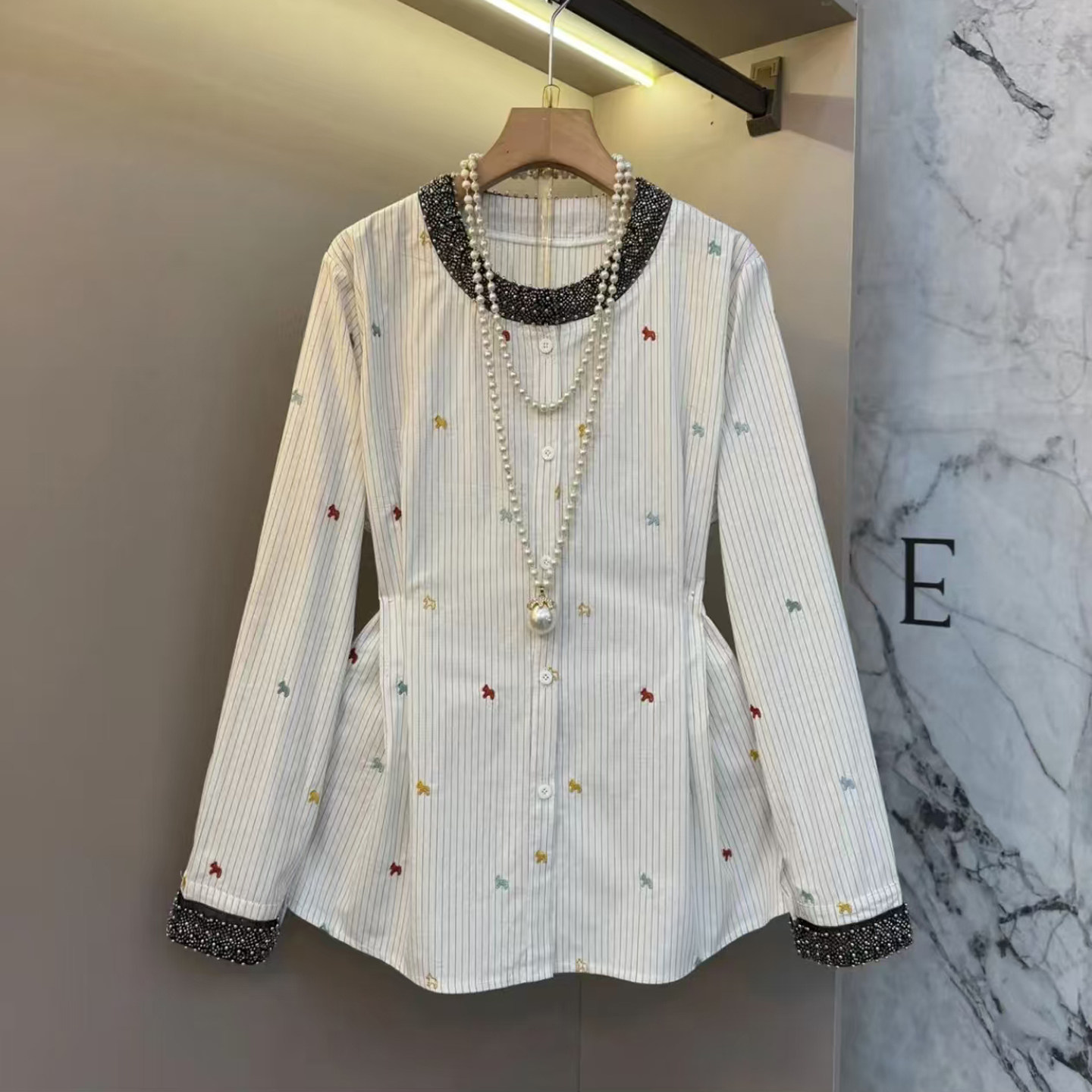 胖妹妹2026春季时尚高级感大码女装减龄遮肉开衫上衣宽松气质衬衫,淘宝优惠券,粉丝福利购,淘宝优惠卷