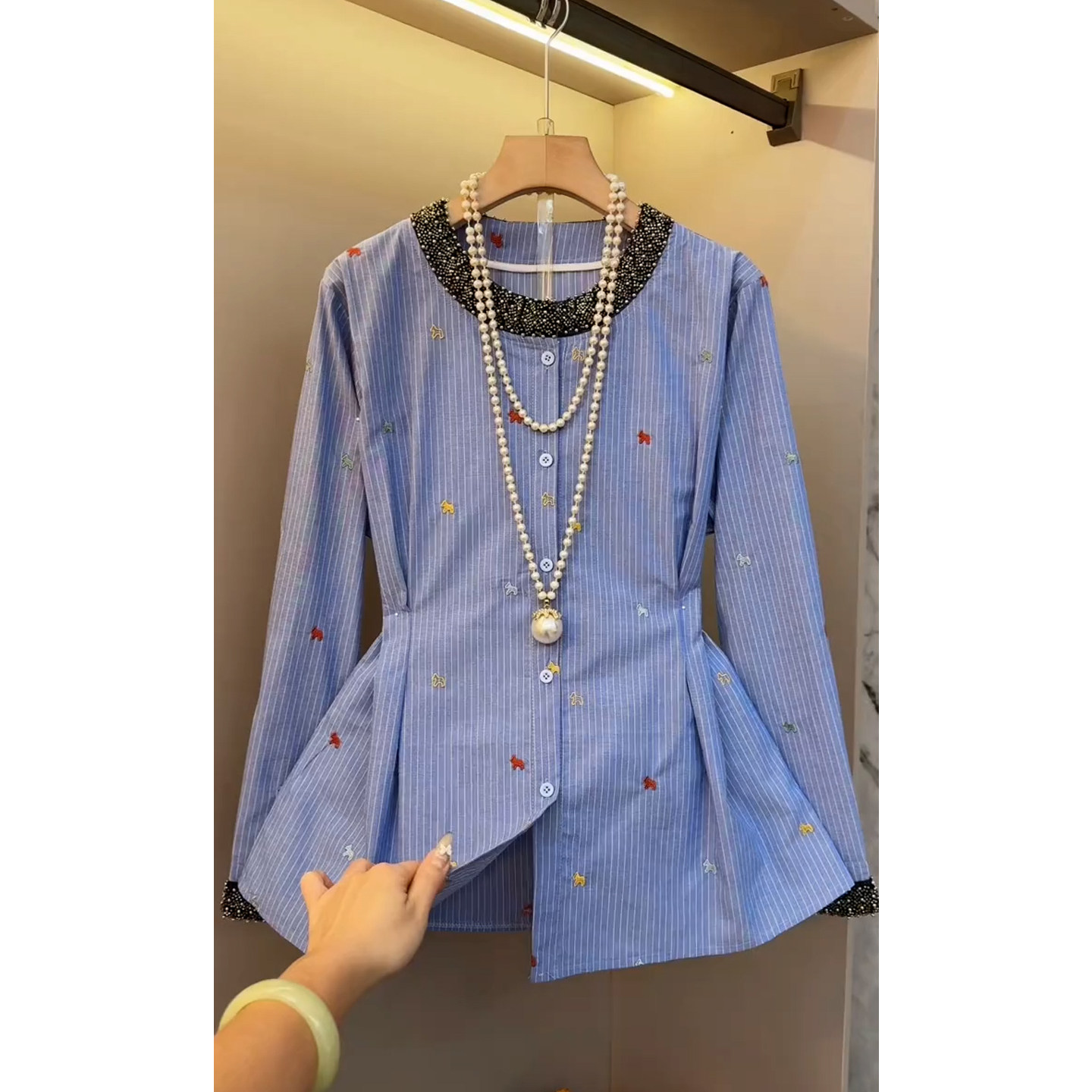 胖妹妹2026春季时尚高级感大码女装减龄遮肉开衫上衣宽松气质衬衫,淘宝优惠券,粉丝福利购,淘宝优惠卷