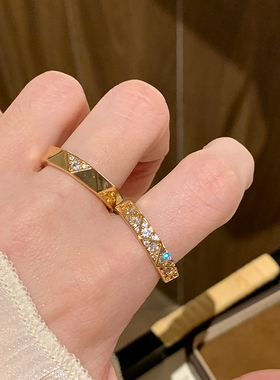 菱形V玫瑰金开口戒指女款