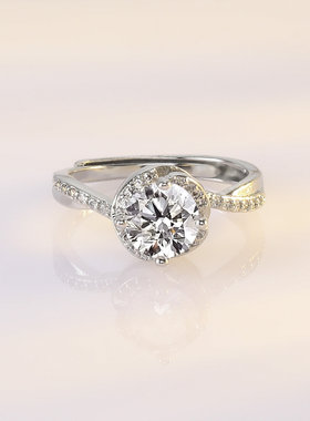 白金色仿莫桑石八心八箭戒指女一克拉简约六爪婚戒钻戒直播热卖