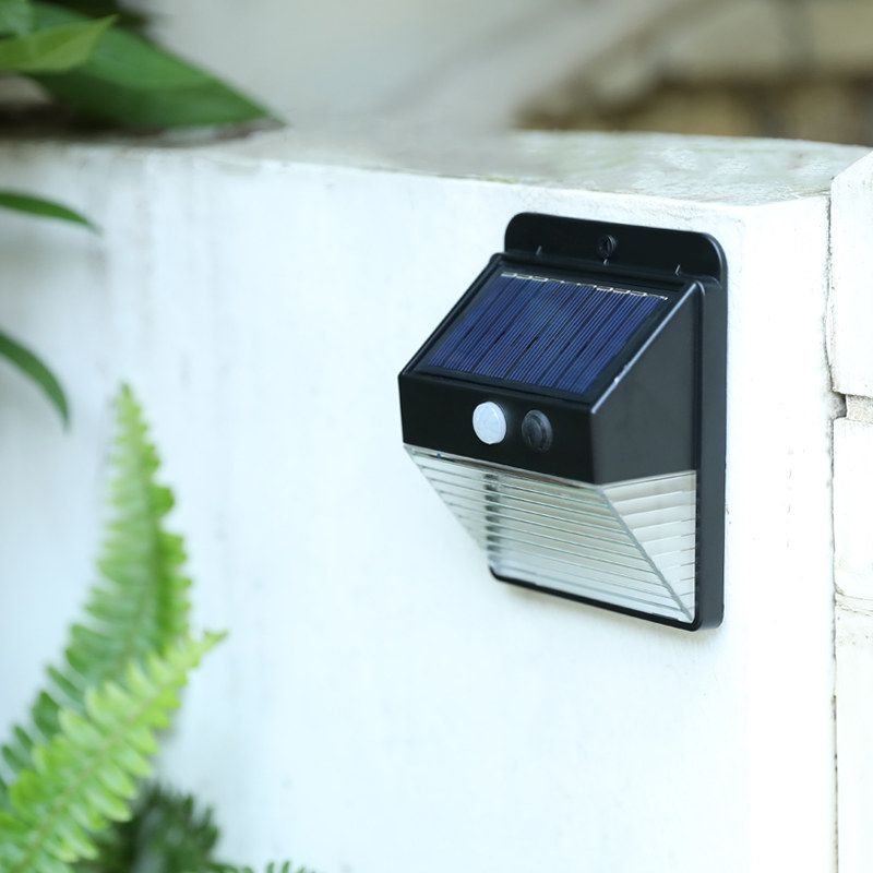 点点灯具 太阳能户外壁灯 天猫优惠券折后￥8.8包邮（￥22.8-14）