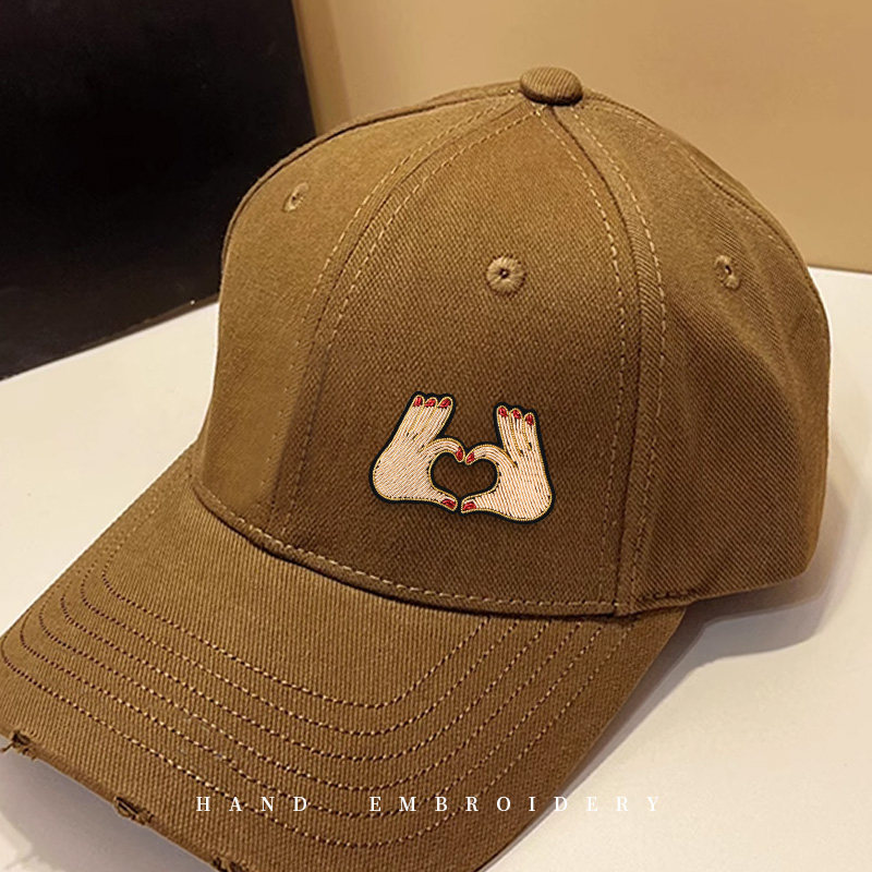 爱心手势胸针女高档精致衣服别针配饰高级感手工刺绣背包帽子饰品