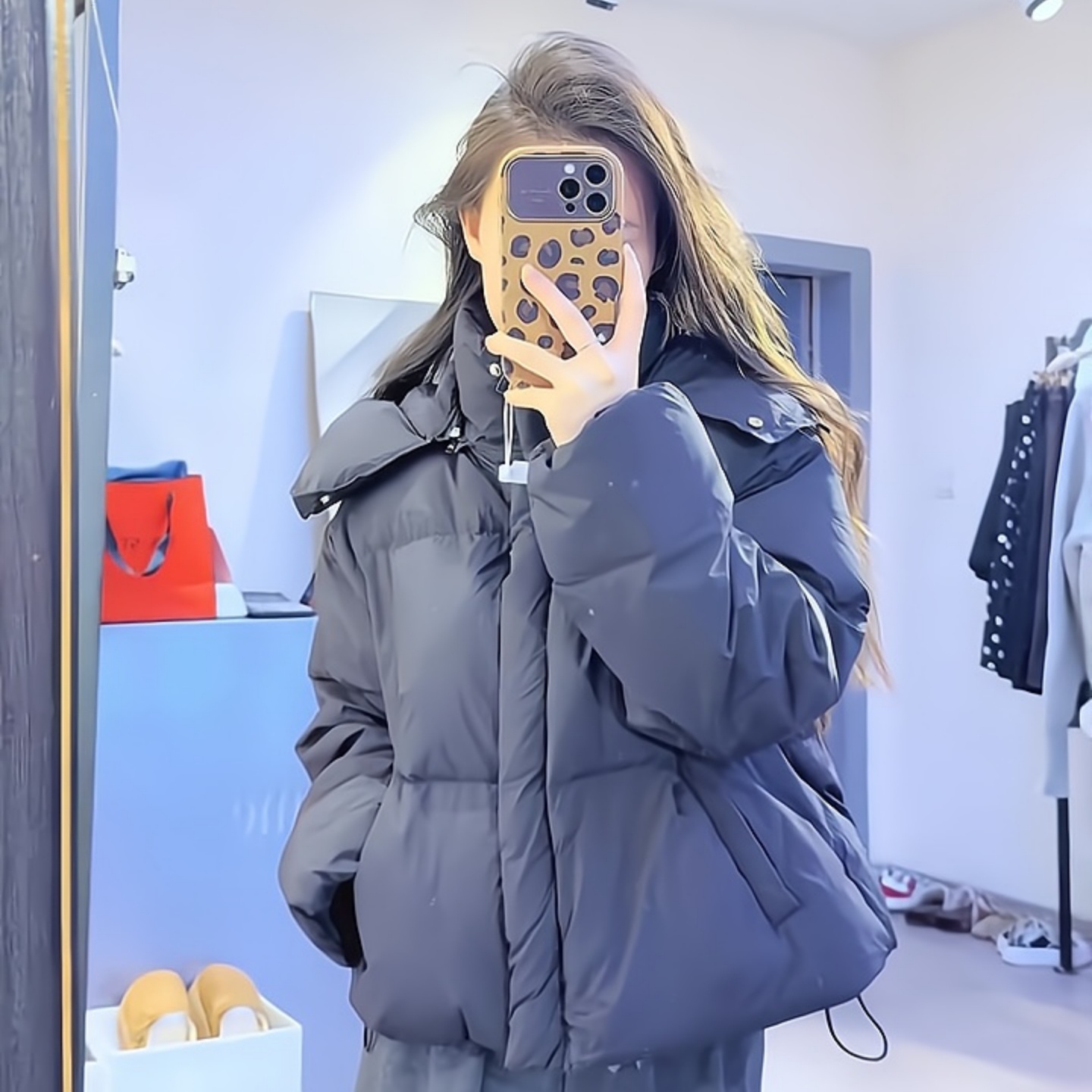 超推荐超百搭|2025冬季新款加厚连帽羽绒服女保暖显瘦短款面包服 - 图1