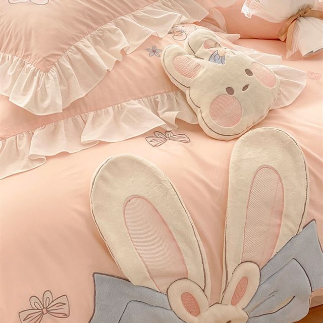 Cute girl's heart full cotton wash cotton four-piece set rabbit thorn D embroidered pure cotton quilt cover bed sheet for children's bed