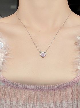 蝴蝶结项链女款轻奢小众设计蝶梦锁骨链不锈钢粉色锆石公主结颈链