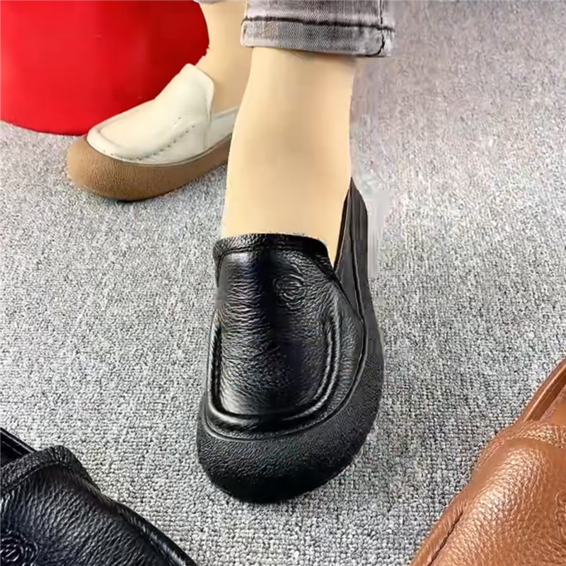 深口平底一脚蹬皮鞋女复古真皮圆头休闲单鞋女百搭轻便软底妈妈鞋,淘宝优惠券,粉丝福利购,淘宝优惠卷