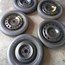 Part-time Second Hand Emergency Small Spare Tire 15 15 16 16 18 18 19 Inch Various Models Hub Tire Assembly