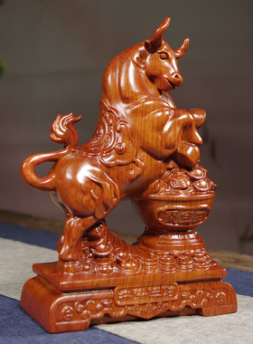 花梨木雕牛势旺财牛气冲天摆件