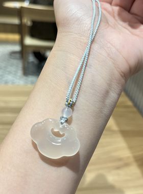 冰感白玛瑙平安锁吊坠高级感天然如意清透招财好运祥云锁女玉坠