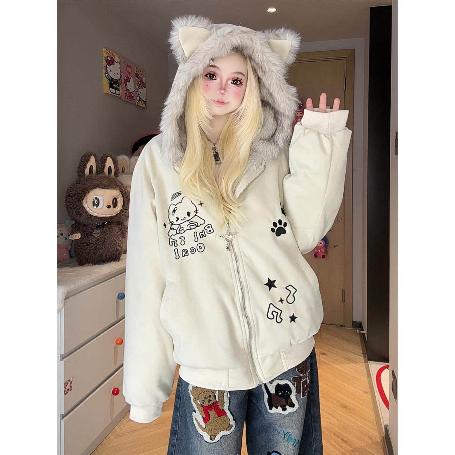凛可爱 小众设计kt刺绣加厚毛绒外套女秋冬宽松休闲保暖夹棉上衣,淘宝优惠券,粉丝福利购,淘宝优惠卷